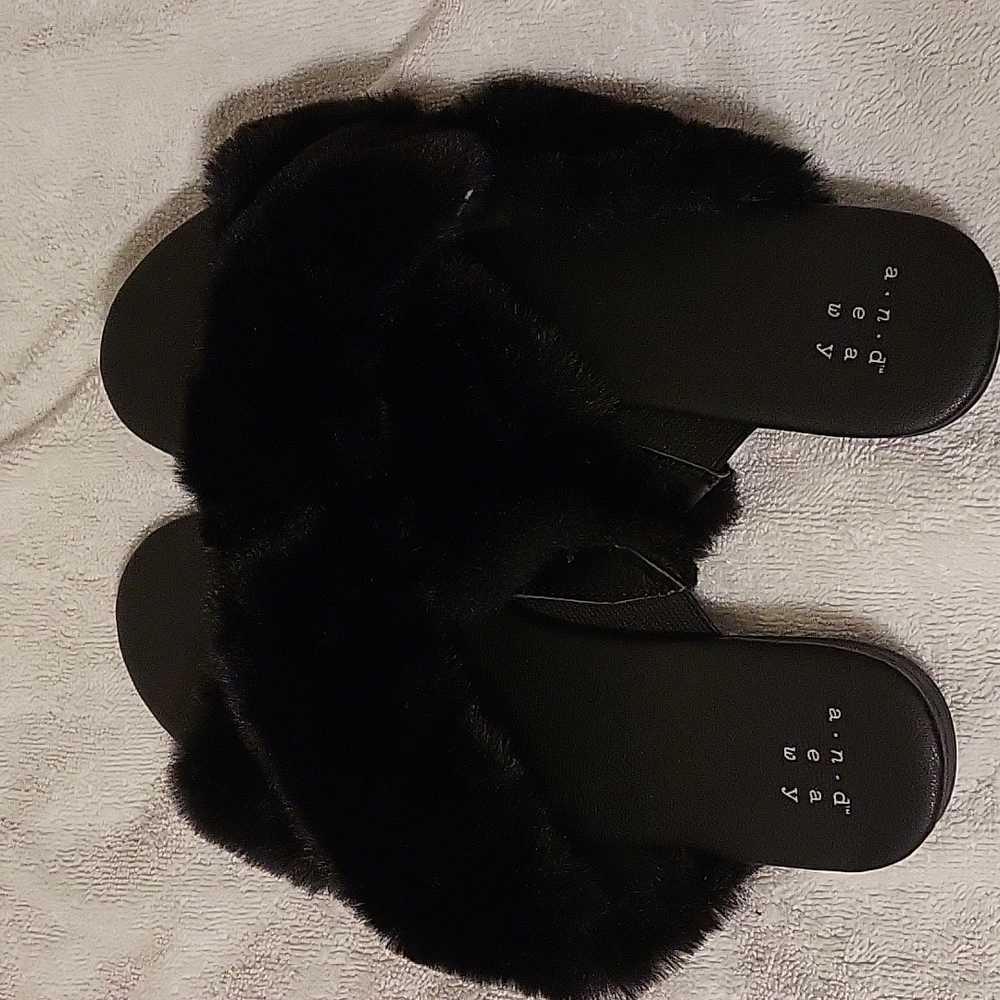 A new day slipper shoes